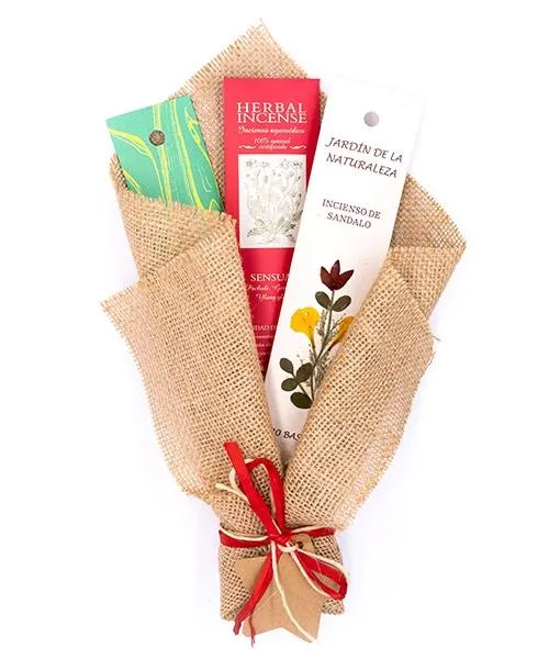 Bouquet Saco-natural mit 3 Räucherstäbchen: jn Sandelholz, BioAroma Sensual, Inc. Rosmarin und kleiner Räuchergefäß, Auroshikha
